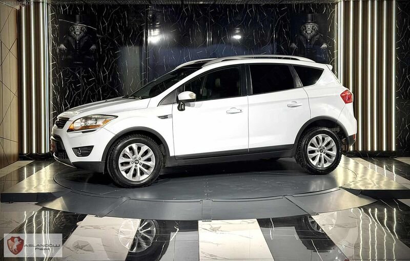 ASLANOĞLU PLAZA'DAN 2011 KUGA 2.0TDCI 4WD CAM TAVAN-ISITMA 4