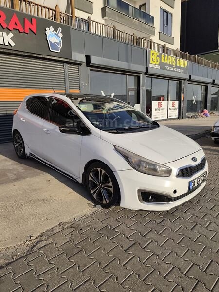Sahibinden Kia Ceed 1.6 CRDi Concept Plus 2016 Model Batman 3
