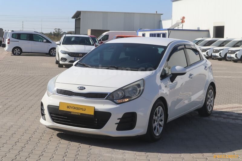 BÜYÜKSOYLU FİLO/2015 MODEL KIA RIO 1.4 CRDI COMFORT 90 HP 3