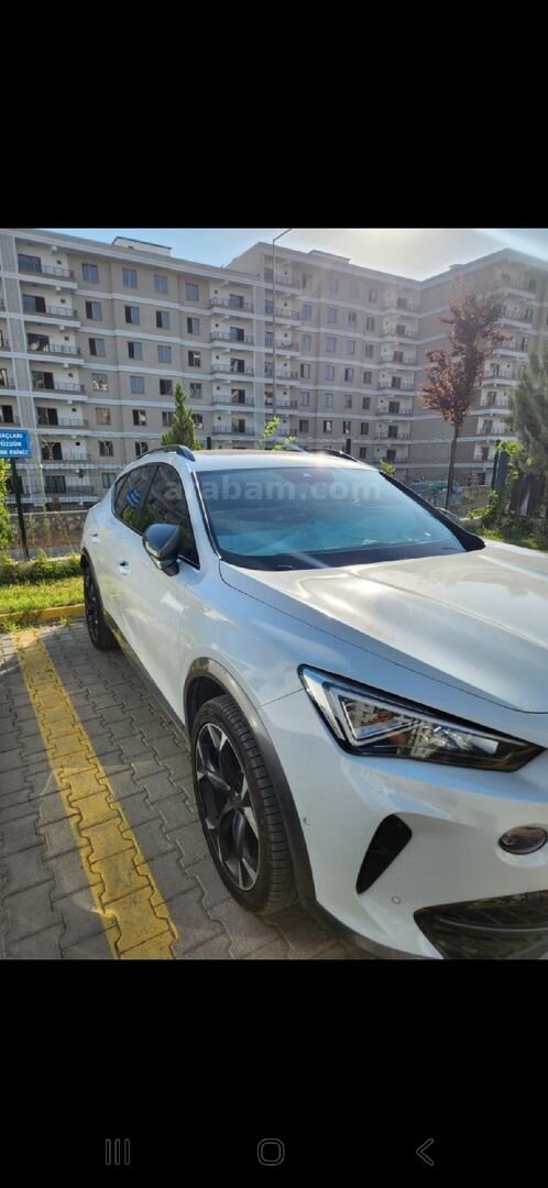 Sahibinden Cupra Formentor 1.5 TSI 2023 Model 44.000 KM Beyaz 3