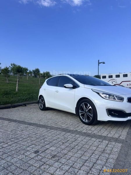 İLK GELEN ALIR OTOMATİK FULL PREMİUM PAKET DEĞİŞENSİZ BOYASIZ 6