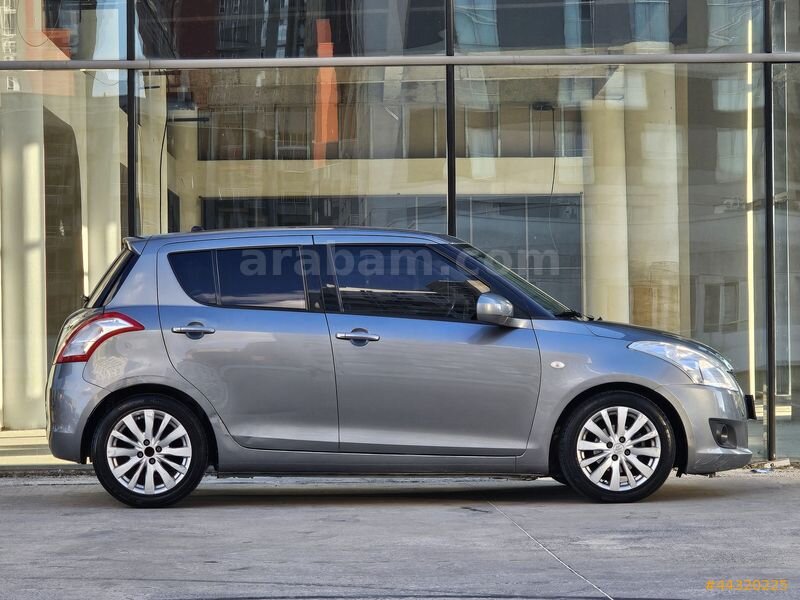 ARAS'TAN 2011 SUZUKİ SWİFT OTOMATİK BAKIMLI EKRAN/GERİ GÖRÜŞ 4