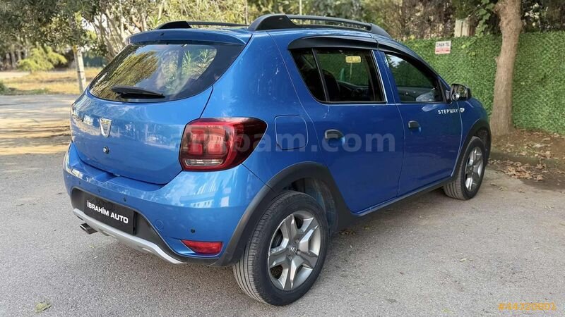 DEĞİŞENSİZ-BOYASIZ-TRAMERSİZ 2017 SANDERO 1.5DCI OTOMATİK 7