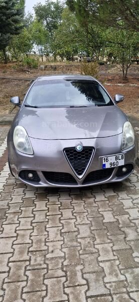 Sahibinden Alfa Romeo Giulietta 1.6 JTD Progression Plus 2012 Model 189.000 KM Gri 2