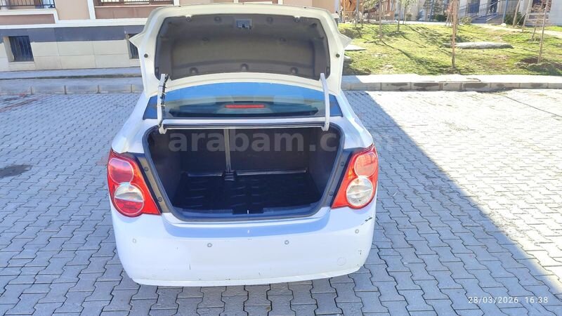 Sahibinden Chevrolet Aveo 1.3 D LS 2012 Model 132.000 KM Beyaz 4