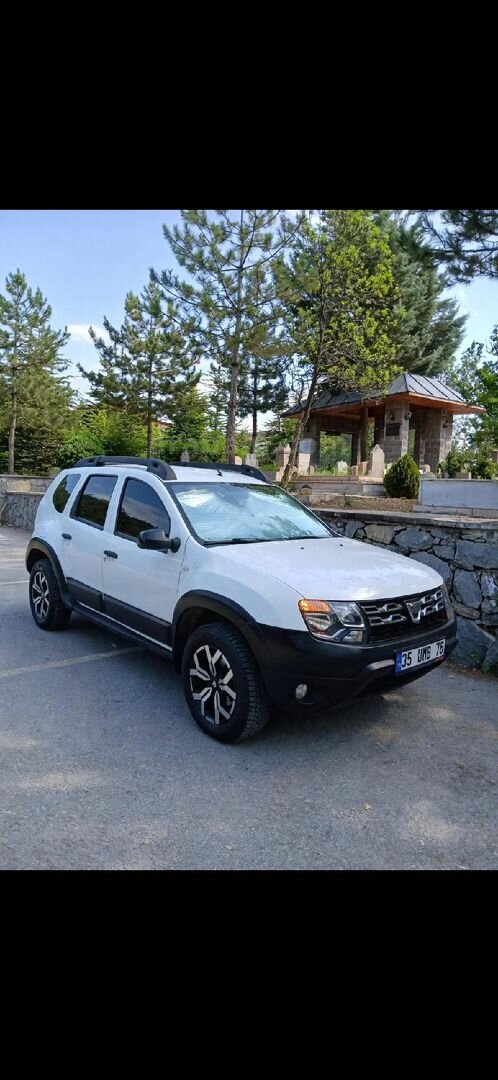 2017 DACİA DUSTER 4x4 110 6 İLERİ 196BİN KM MEMURDAN ARAZİ GÖRMEMİŞ 1