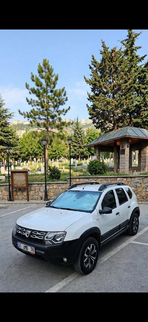 2017 DACİA DUSTER 4x4 110 6 İLERİ 196BİN KM MEMURDAN ARAZİ GÖRMEMİŞ 2