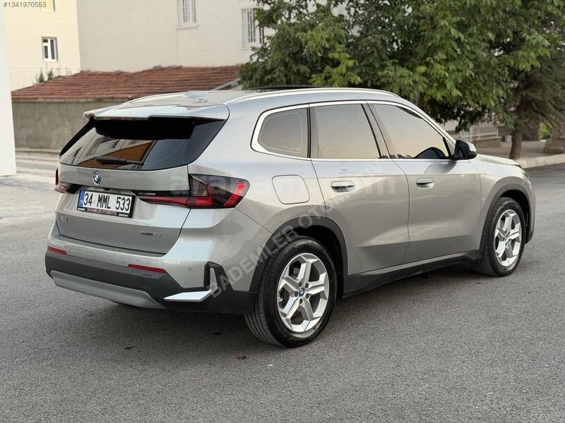 HATASIZ 2024 MODEL BMW İX1 eDRİVE20 X LİNE 27 BİN KM 7