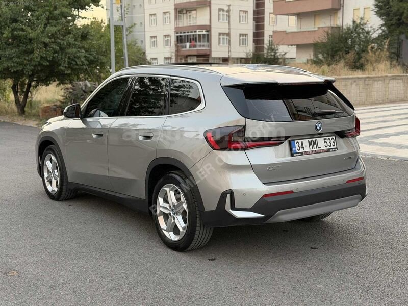 HATASIZ 2024 MODEL BMW İX1 eDRİVE20 X LİNE 27 BİN KM 5