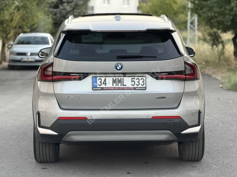 HATASIZ 2024 MODEL BMW İX1 eDRİVE20 X LİNE 27 BİN KM 6
