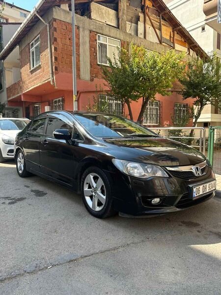 Sahibinden Honda Civic 1.6i VTEC Elegance 2011 Model 6
