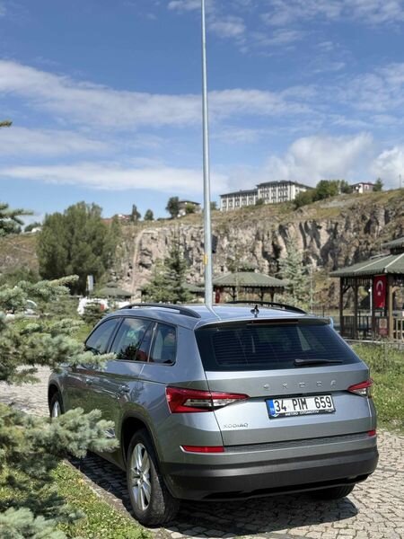 Sahibinden Skoda Kodiaq 1.5 TSI Elite 2019 Model Ardahan 131.000 KM Gri 5