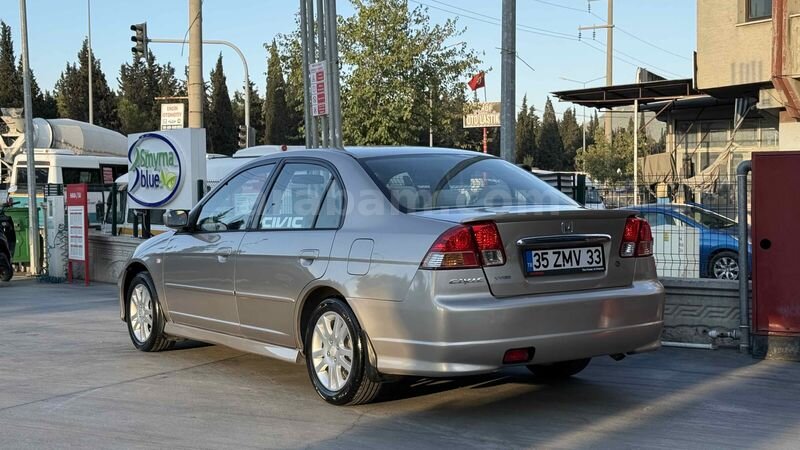 Sahibinden Honda Civic 1.6i VTEC ES 2005 Model 2