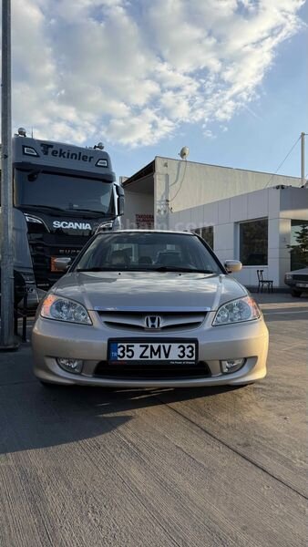 Sahibinden Honda Civic 1.6i VTEC ES 2005 Model 3