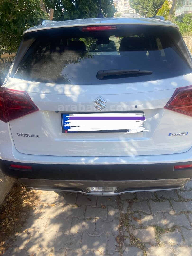 Sahibinden Suzuki Vitara 1.4 Boosterjet Hibrit GL Elegance 2025 Model 17.700 KM Beyaz 6