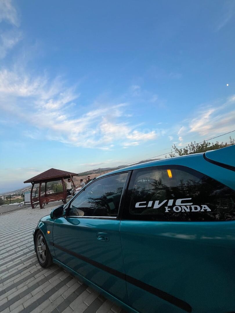 Sahibinden Honda Civic 1.4 i S 1997 Model 6
