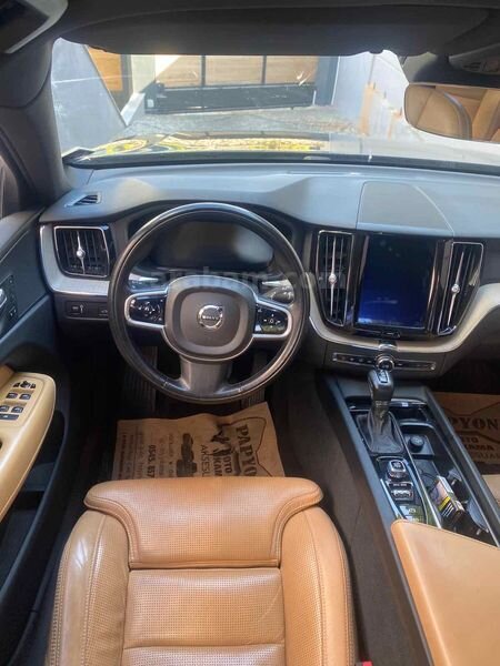Sahibinden Volvo XC60 2.0 D4 Inscription 2018 Model TABA Siyah 6