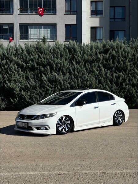 Sahibinden Honda Civic 1.6i VTEC Eco Executive 2015 Model 5