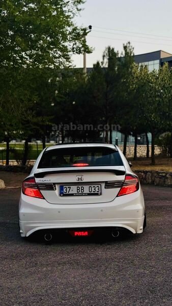 Sahibinden Honda Civic 1.6i VTEC Eco Executive 2015 Model 3