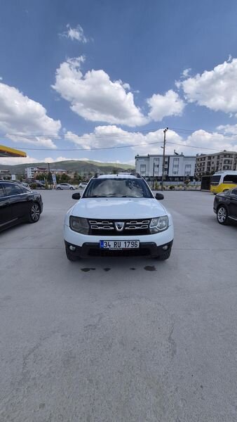 Dacia Duster 1.5 dCi Laureate 2016 Model az yakar çok kaçar