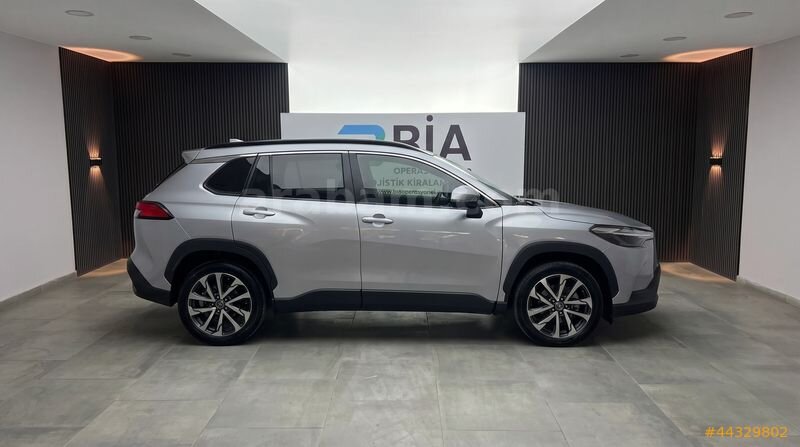 BİA'DAN TOYOTA COROLLA CROSS PASSİON K.K. 12 AY TAKSİT %2.71 5