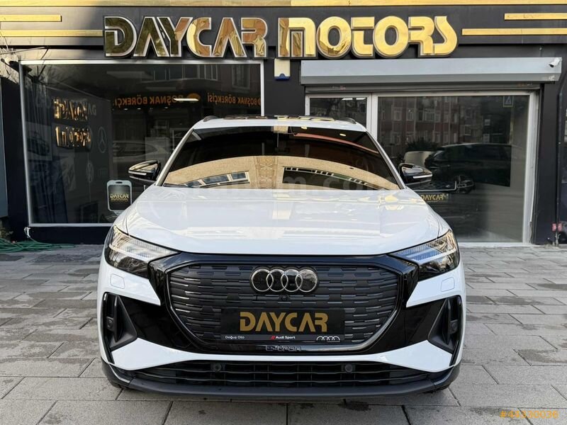 DAYCAR MOTORS 2024 Q4 55 e-Tron QUATRO NIGHT PKT KESİK DRKSYN 2