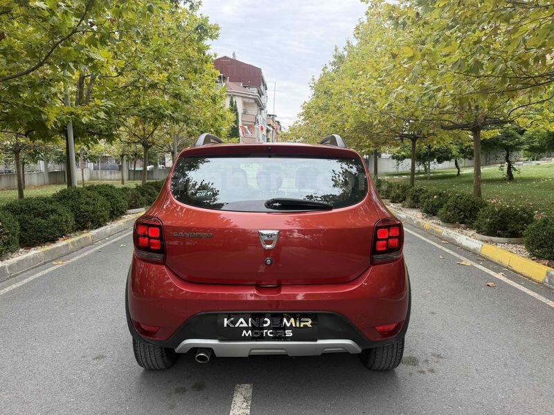 2017 MODEL BOYASIZ HATASIZ 177.000 KM LANSMAN RENGİ 6