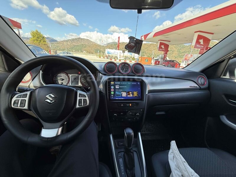 Sahibinden Suzuki Vitara 1.4 S 2017 Model Muğla 100.000 KM Beyaz 7