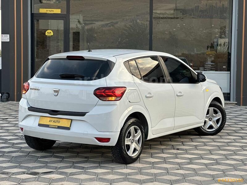-AY AUTO- 2021 SANDERO 1.0T - OTOMATİK - DEĞİŞENSİZ - BAKIMLI - 6