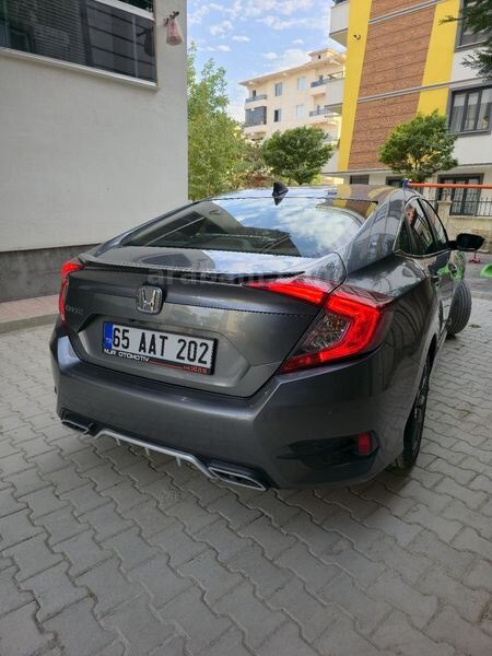 Sahibinden Honda Civic 1.6i VTEC Elegance 2020 Model 4
