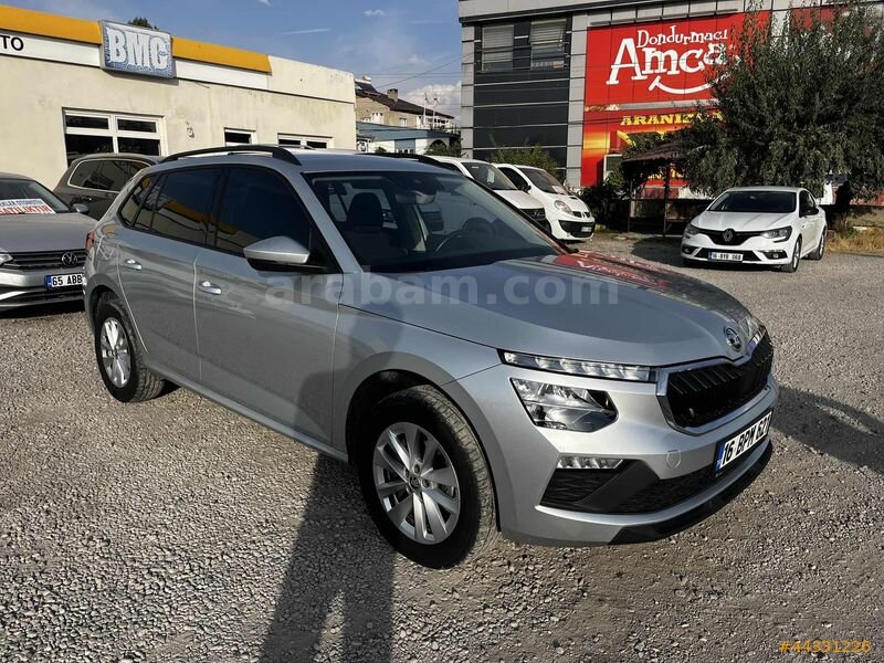 ÇİÇEKLER OTOMOTİV VAN - 2024 MODEL SKODA KAMİQ 1.0 TSİ ELİTE 4