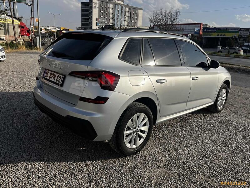 ÇİÇEKLER OTOMOTİV VAN - 2024 MODEL SKODA KAMİQ 1.0 TSİ ELİTE 6
