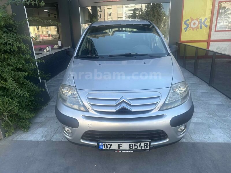 EMSALİ OLMIYACAK KADAR TEMİZ VE BAKIMLI CİTROEN C3 1.4 HDİXFURİO 4