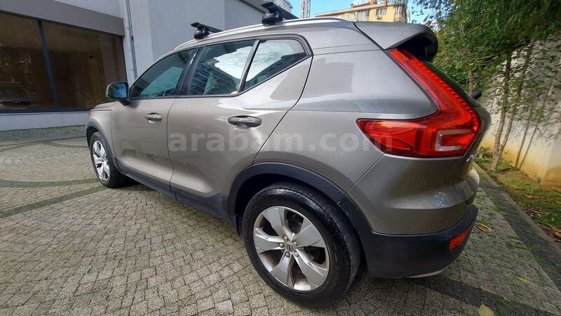 Sahibinden Volvo XC40 1.5 T3 Momentum 2021 Model 3
