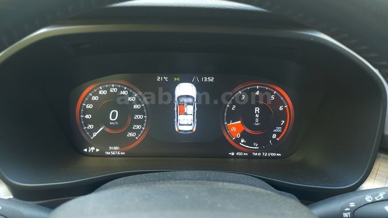 Sahibinden Volvo XC40 1.5 T3 Momentum 2021 Model 5