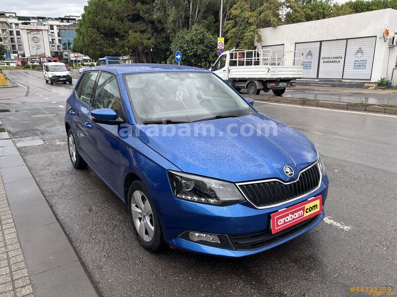 Galeriden Skoda Fabia 1.2 TSI Style 2016 Model İstanbul 36.964 KM Mavi 3