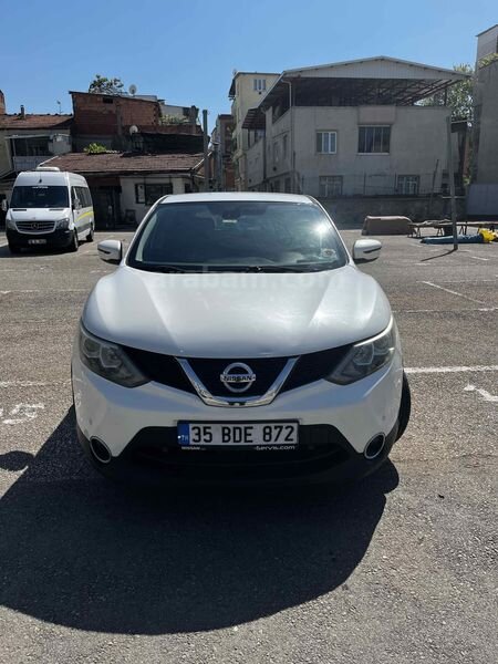 Sahibinden Nissan Qashqai 1.6 dCi Tekna 2014 Model 2