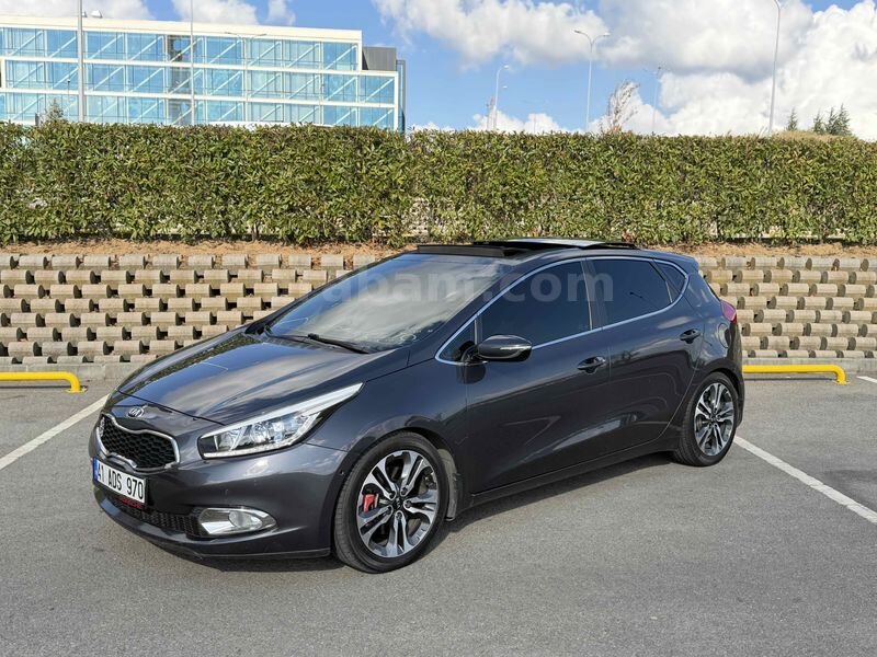 Sahibinden Kia Ceed 1.6 CRDi Premium 2013 Model 5