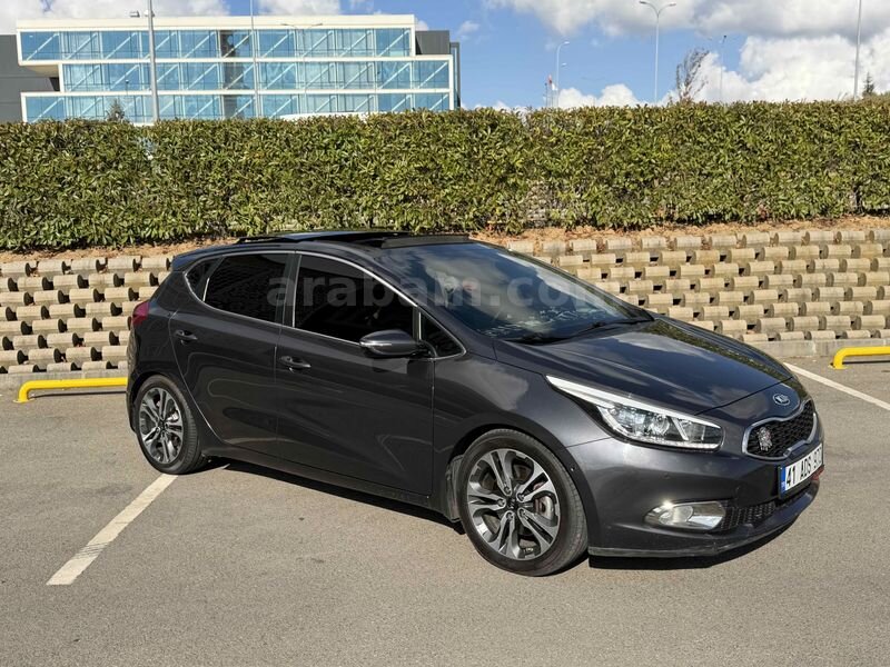 Sahibinden Kia Ceed 1.6 CRDi Premium 2013 Model 6