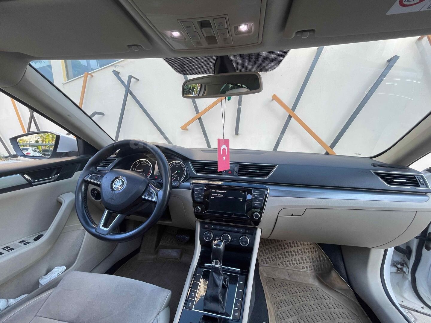 Sahibinden Skoda SuperB 1.6 TDI Prestige 2016 Model 242.000 KM Beyaz 7