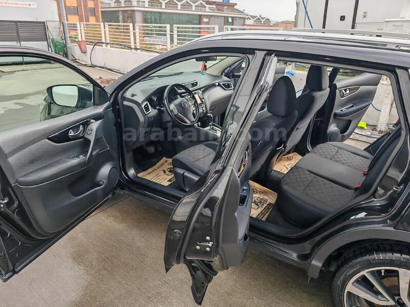 Sahibinden Nissan Qashqai 1.6 dCi Black Edition 2016 Model Tekirdağ 335.500 KM Siyah 2