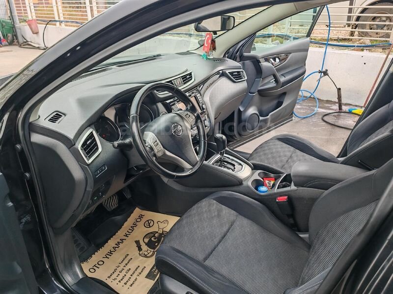 Sahibinden Nissan Qashqai 1.6 dCi Black Edition 2016 Model Tekirdağ 335.500 KM Siyah 6