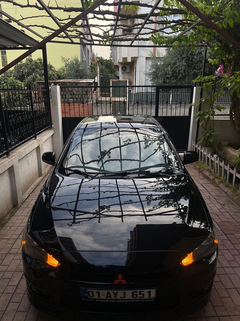 Sahibinden Mitsubishi Lancer 1.5 Invite 2010 Model 2