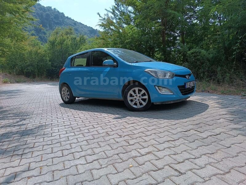 Sahibinden Hyundai i20 1.2 D-CVVT Sense 2014 Model 4