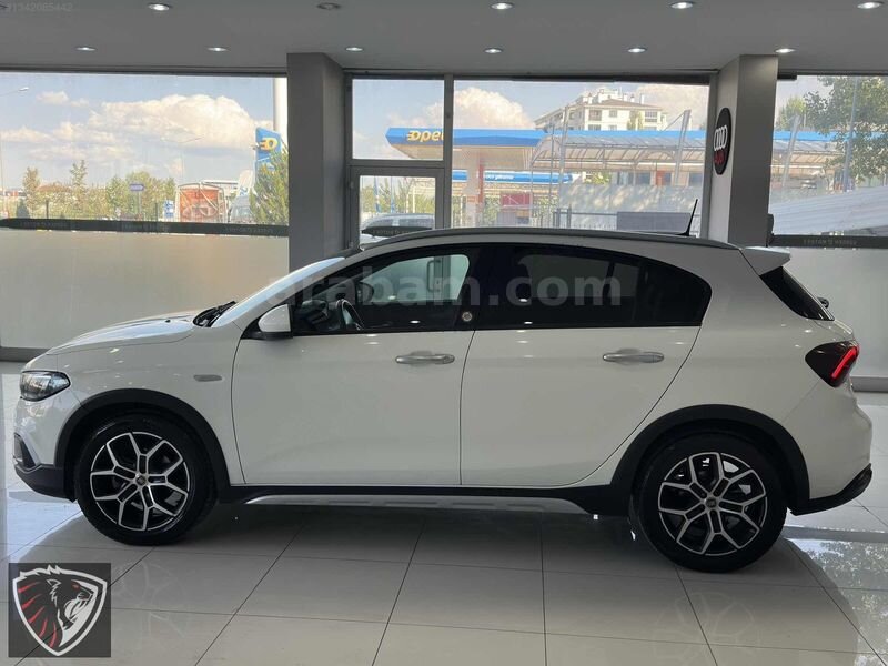 HATASIZ BOYASIZ Egea Cross 1.6 Lounge servis bakımlı 3