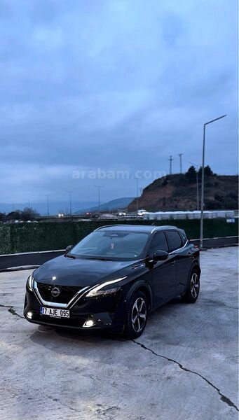 Sahibinden Nissan Qashqai 1.3 DIG-T Design Pack 2022 Model Hatasız