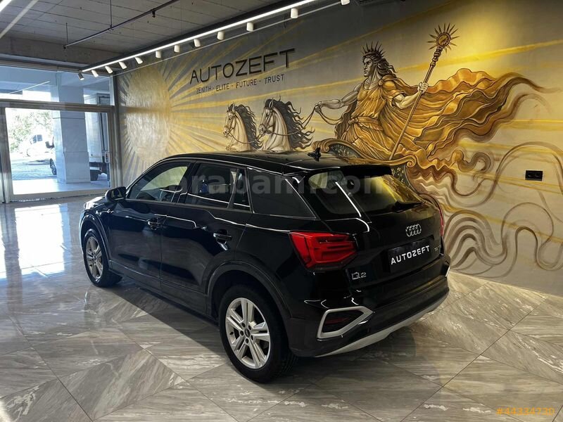 2024 31ARALIK ÇIKIŞ HATASIZ AUDİ Q2 35TFSI ADVANCED CAM TAVAN 6