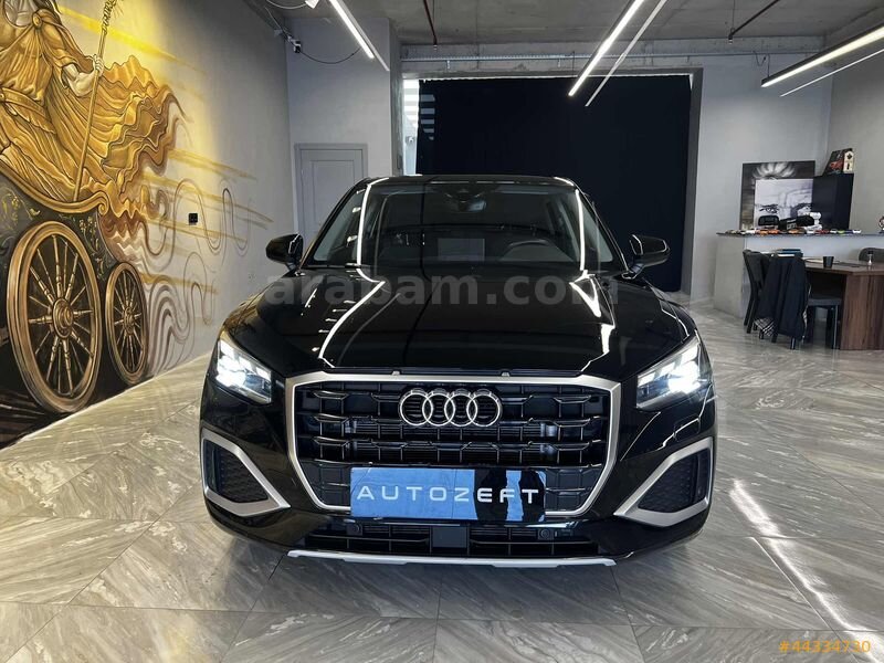 2024 31ARALIK ÇIKIŞ HATASIZ AUDİ Q2 35TFSI ADVANCED CAM TAVAN 3