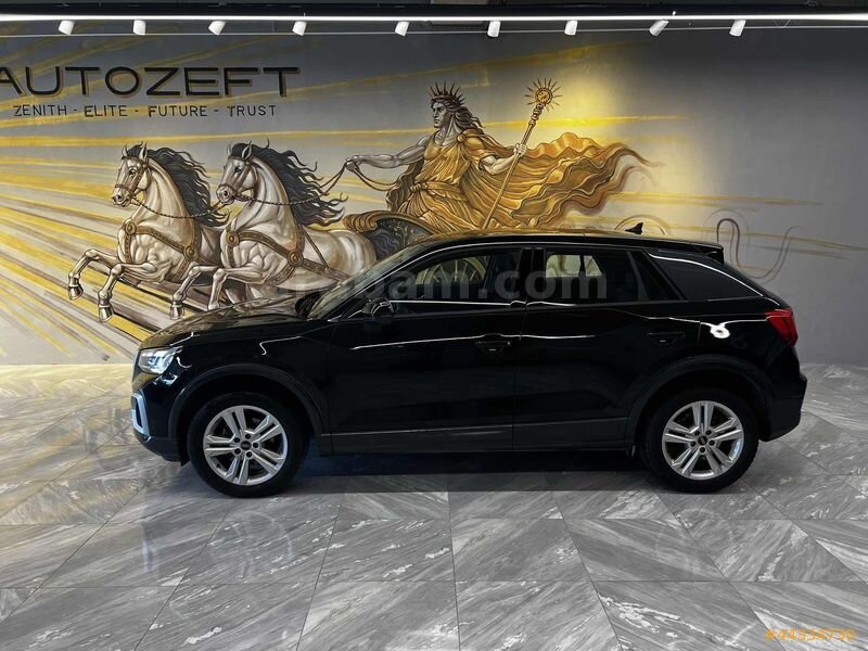 2024 31ARALIK ÇIKIŞ HATASIZ AUDİ Q2 35TFSI ADVANCED CAM TAVAN 5