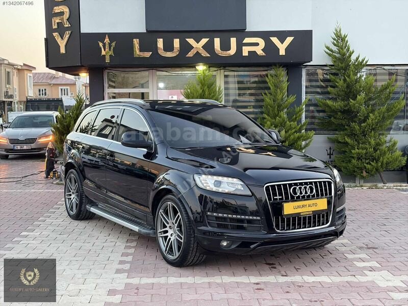 LUXURY AUTODAN//HATASIZ//EMSALSİZ TEMİZLİKTE//Q7 7